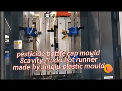 8ช่องฉีดหมัก Cold Runner 70 มิลลิเมตร พลาสติกขวดหมักสําหรับ 50L Jerrycan